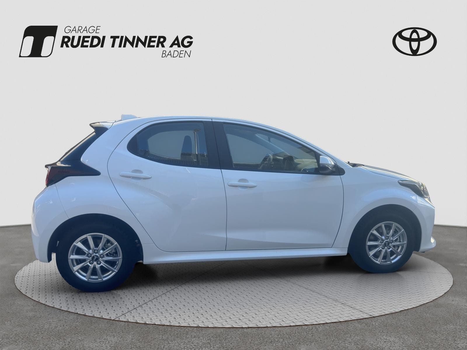 Toyota Yaris 1.5 VVT-i HSD Comfort, Bild 4