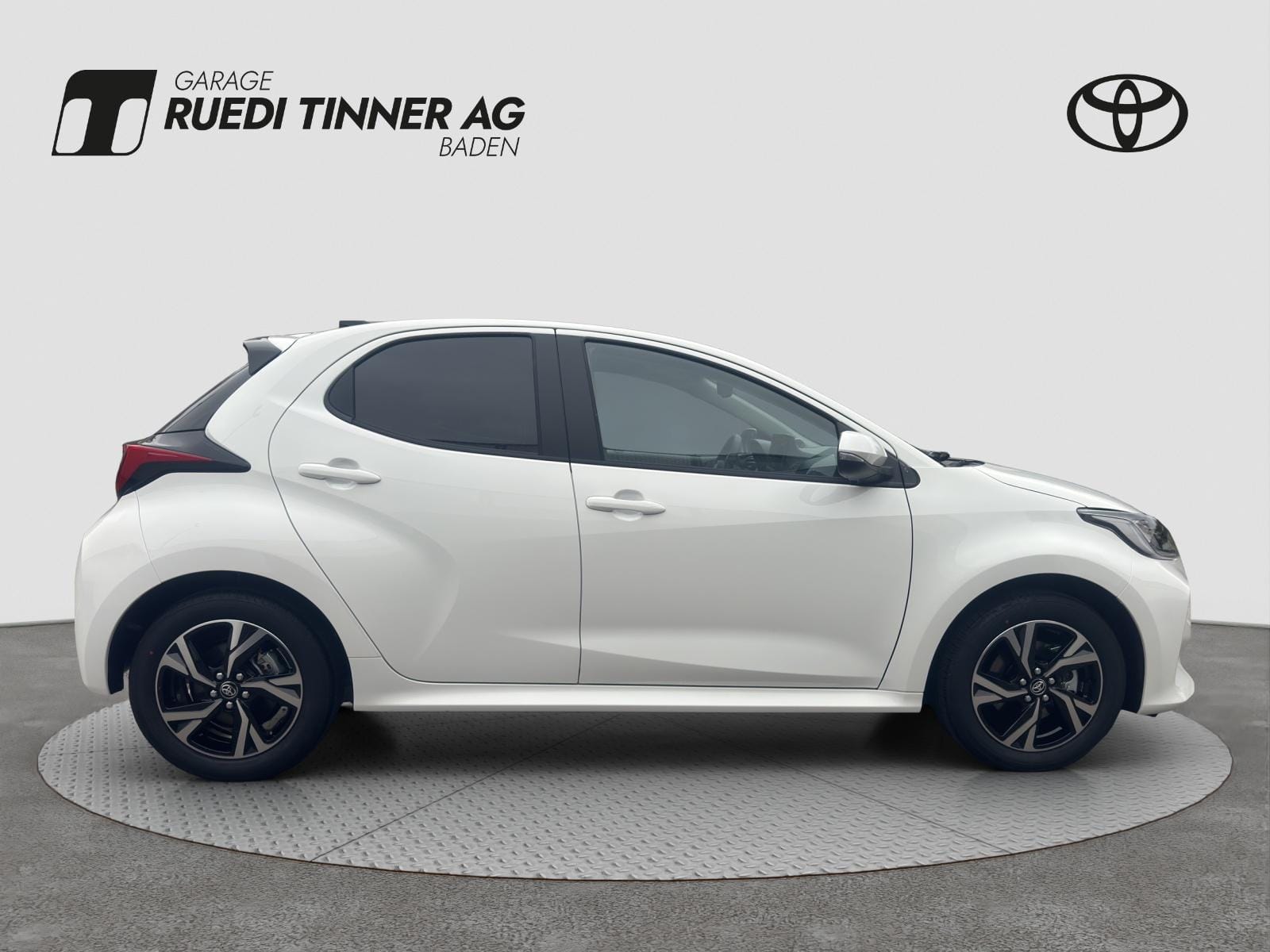 Toyota Yaris 1.5 VVT-i HSD Trend, Bild 4