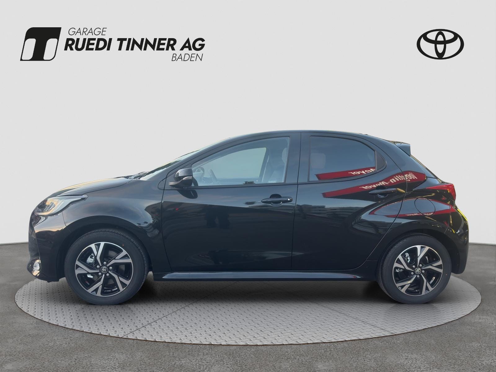 Toyota Yaris 1.5 VVT-i HSD Trend, Bild 8
