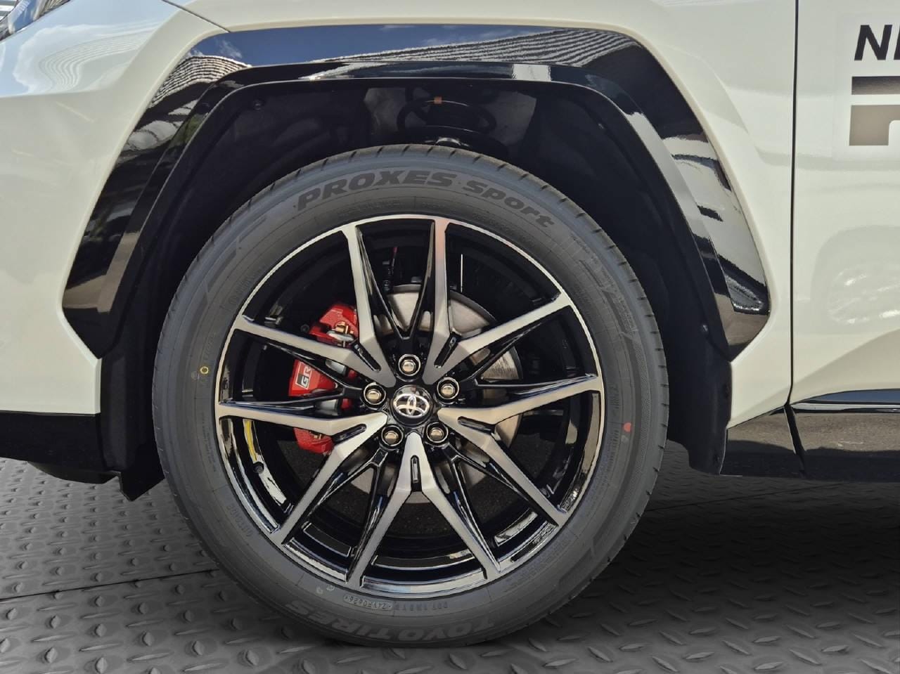 Toyota RAV4 2.5 HEV GR Sport, Bild 9