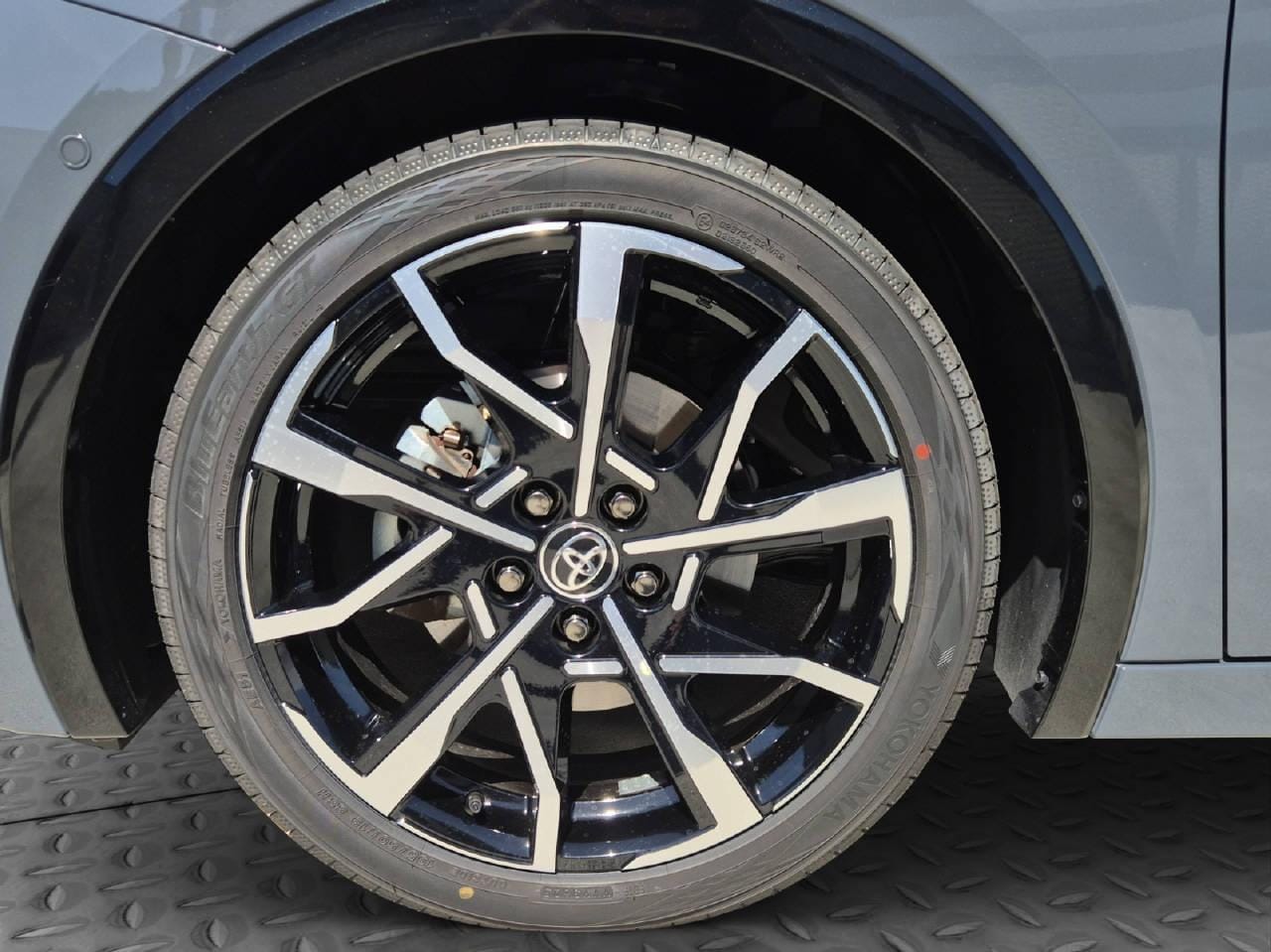 Toyota Prius 2.0 Plug-In-Hybrid Premium, Bild 8