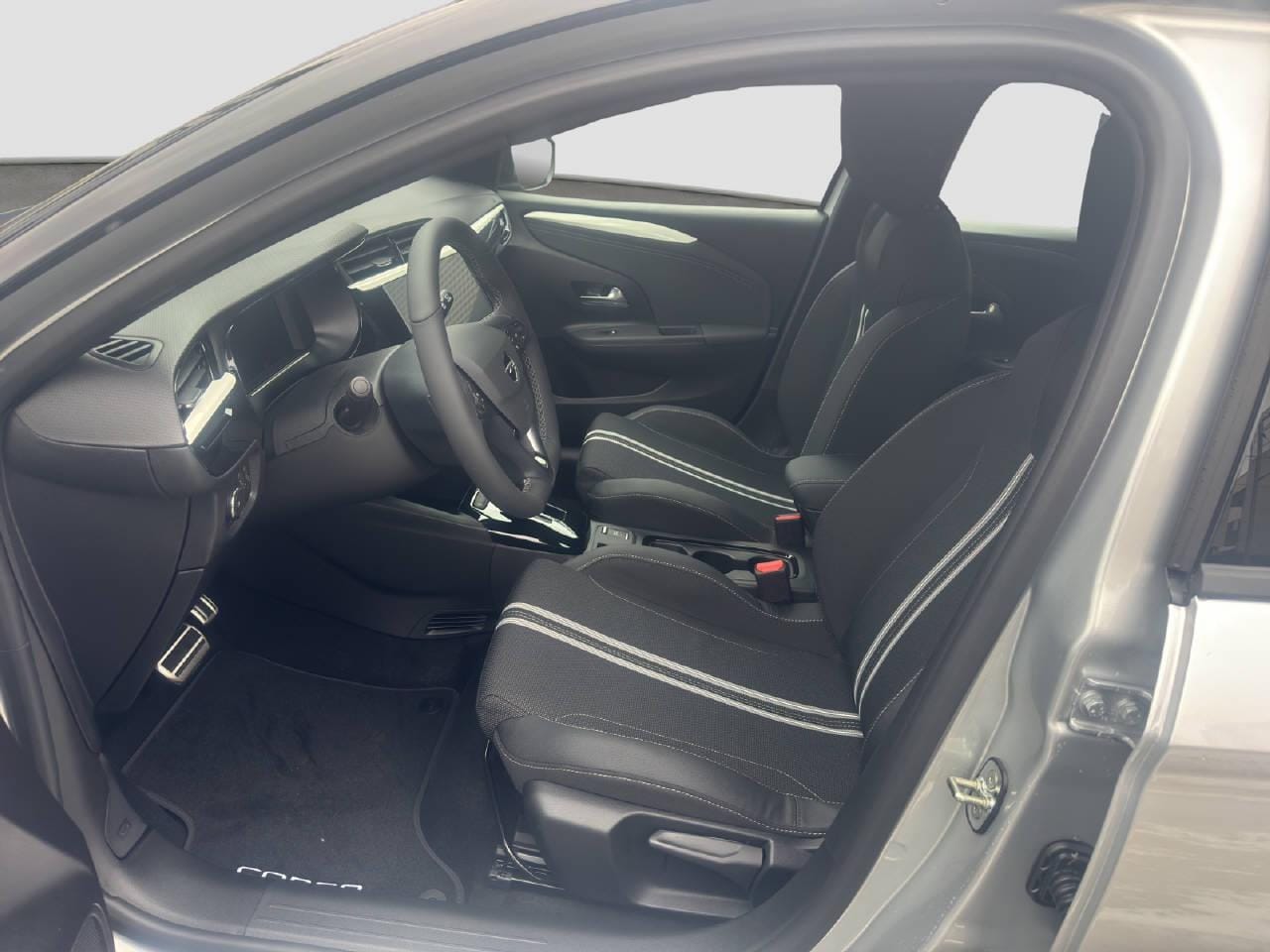 Opel Corsa 1.2 T Hybrid Viva, Bild 9