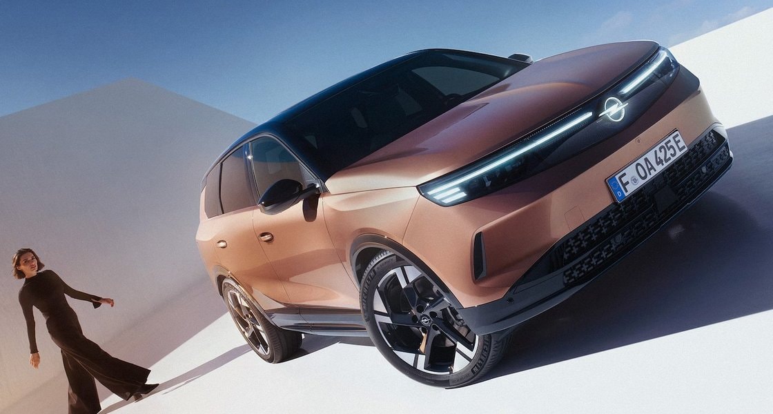 Opel Grandland, Aufnahme des Herstellers